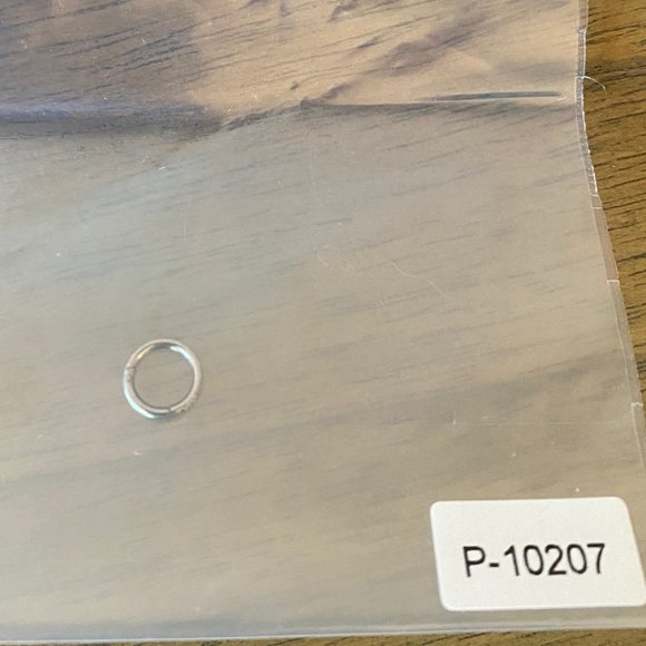 Maison Miru Set of Three Rook Piercings - 16g (all) - Picture 6 of 7